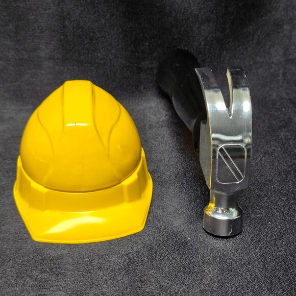 Vintage Avon Yellow Construction Hard Hat & Glass Hammer After Shave Decanter - Picture 2 of 10